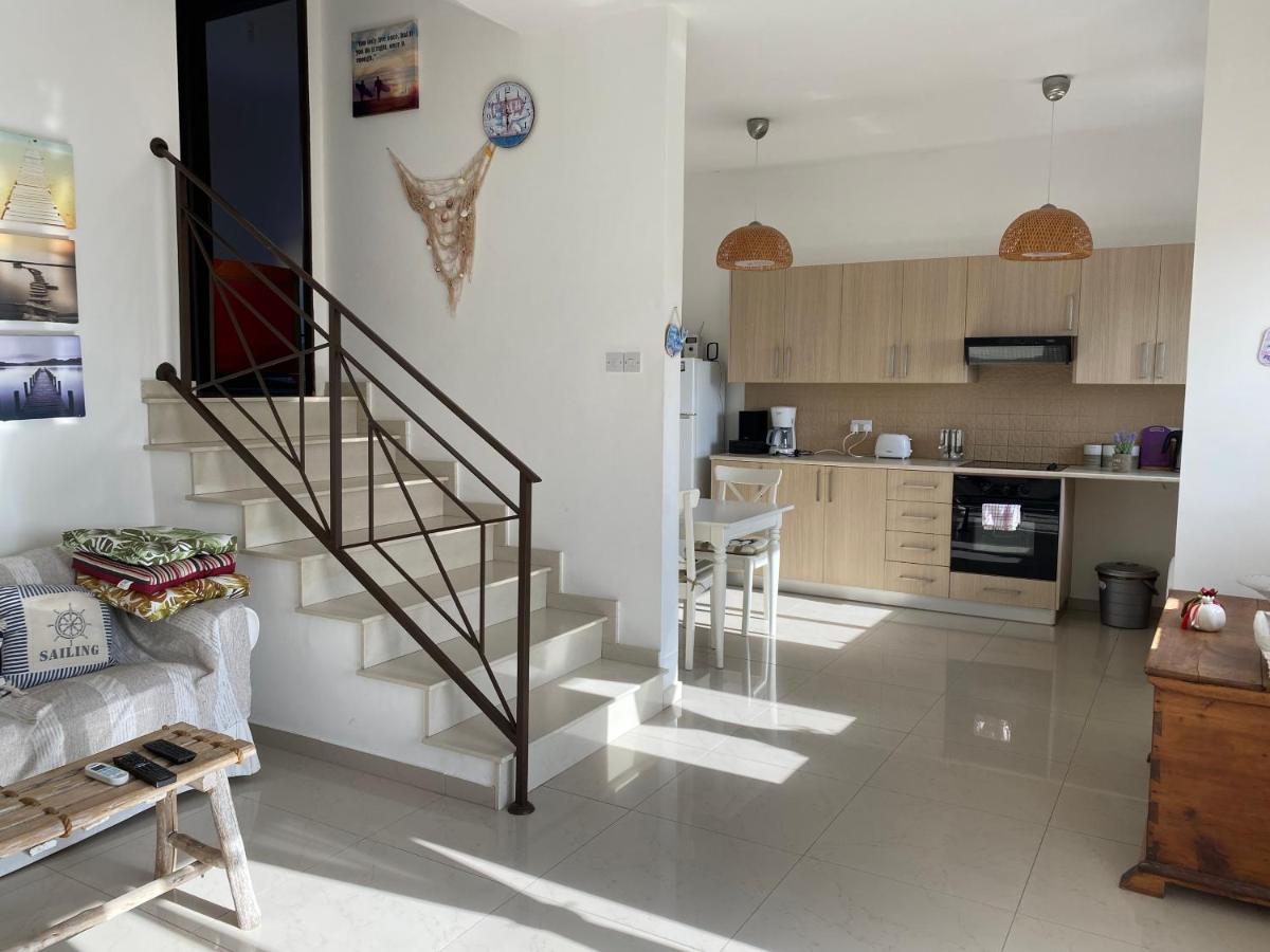 Two Bedroom Duplex :Mountain And Sea View Larnaca Exterior photo